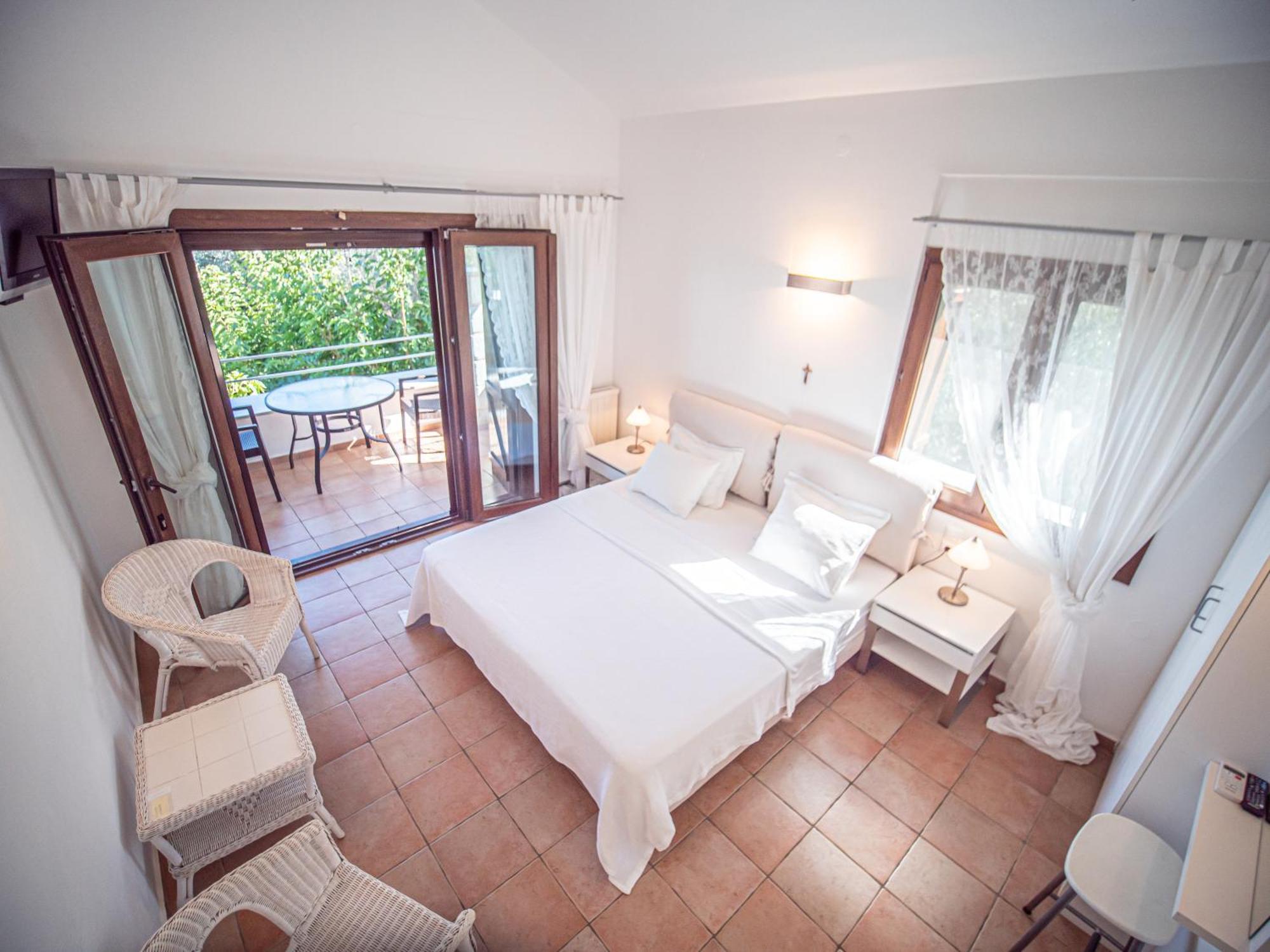 Apartament St George'S House Potistika Zewnętrze zdjęcie