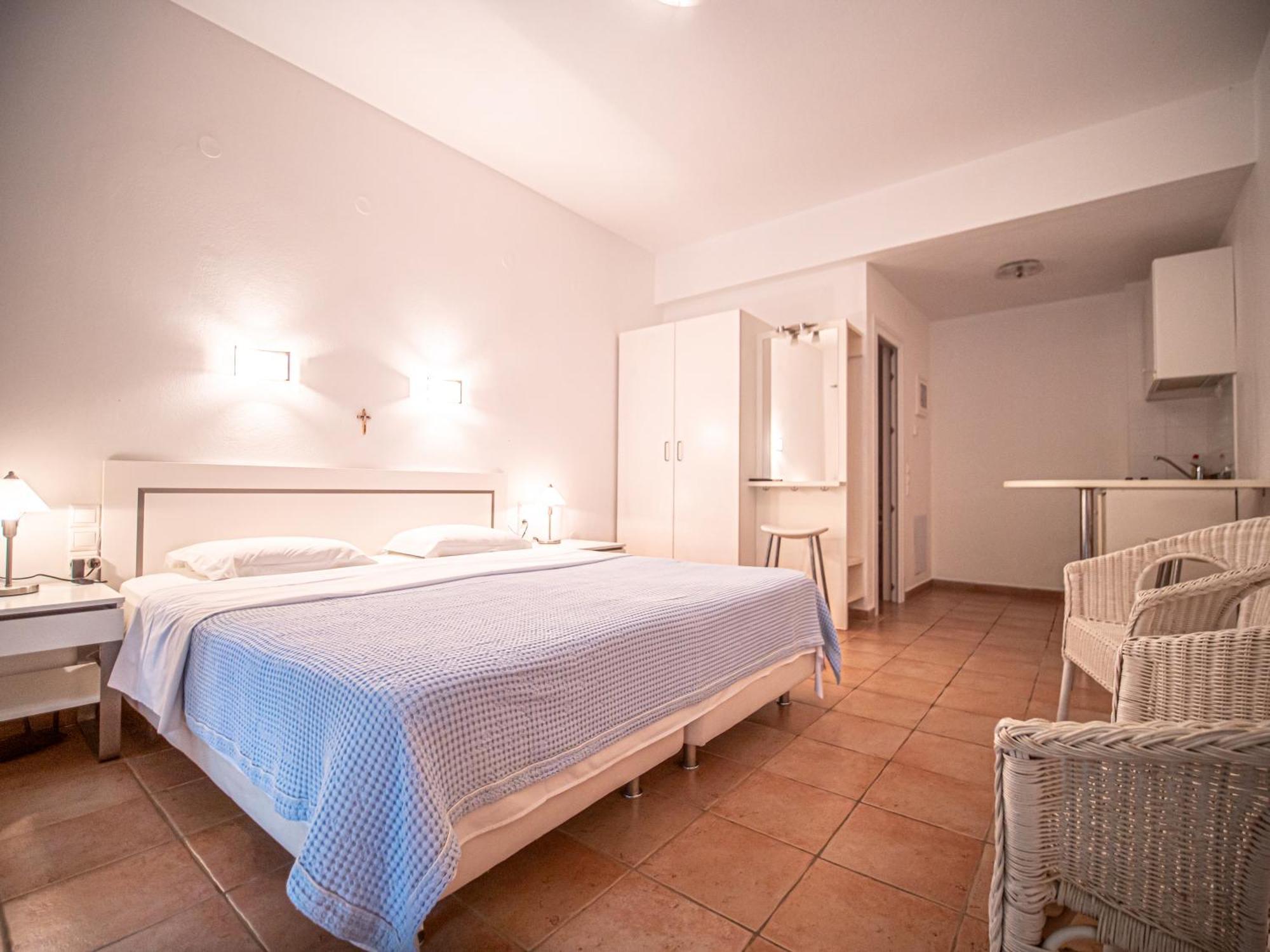 Apartament St George'S House Potistika Zewnętrze zdjęcie